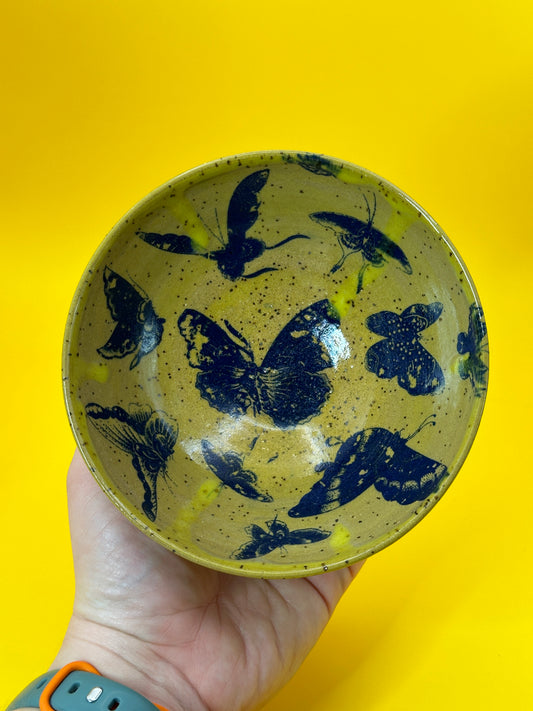 Small Butterfly Bowl (1/2)